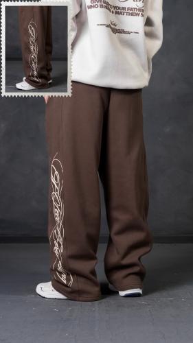 Jogging Baggy Frisa Chocolate "cursiva"