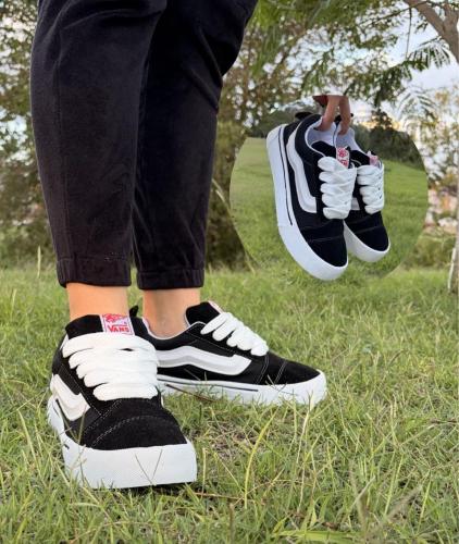 Zapatillas Vanz Knu