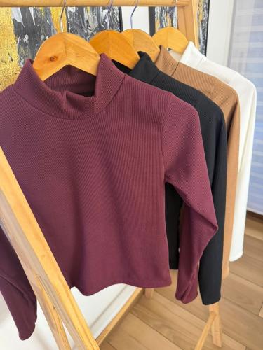 Polera Darlon Reeb Tokyo