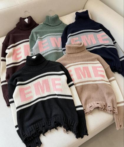 Polera Eme Studios