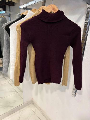 "sweater Polera Gea"
