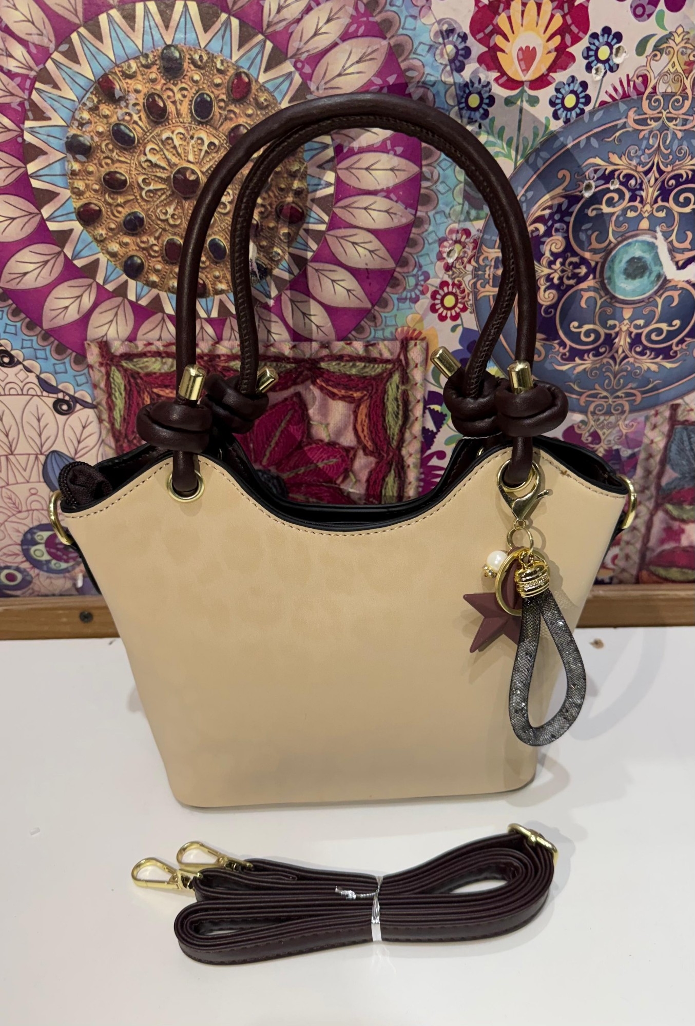 Nuevo Ingreso  de Carterita Morral Gamuzadacon Detalles de Cuero Pu - Imagen 5