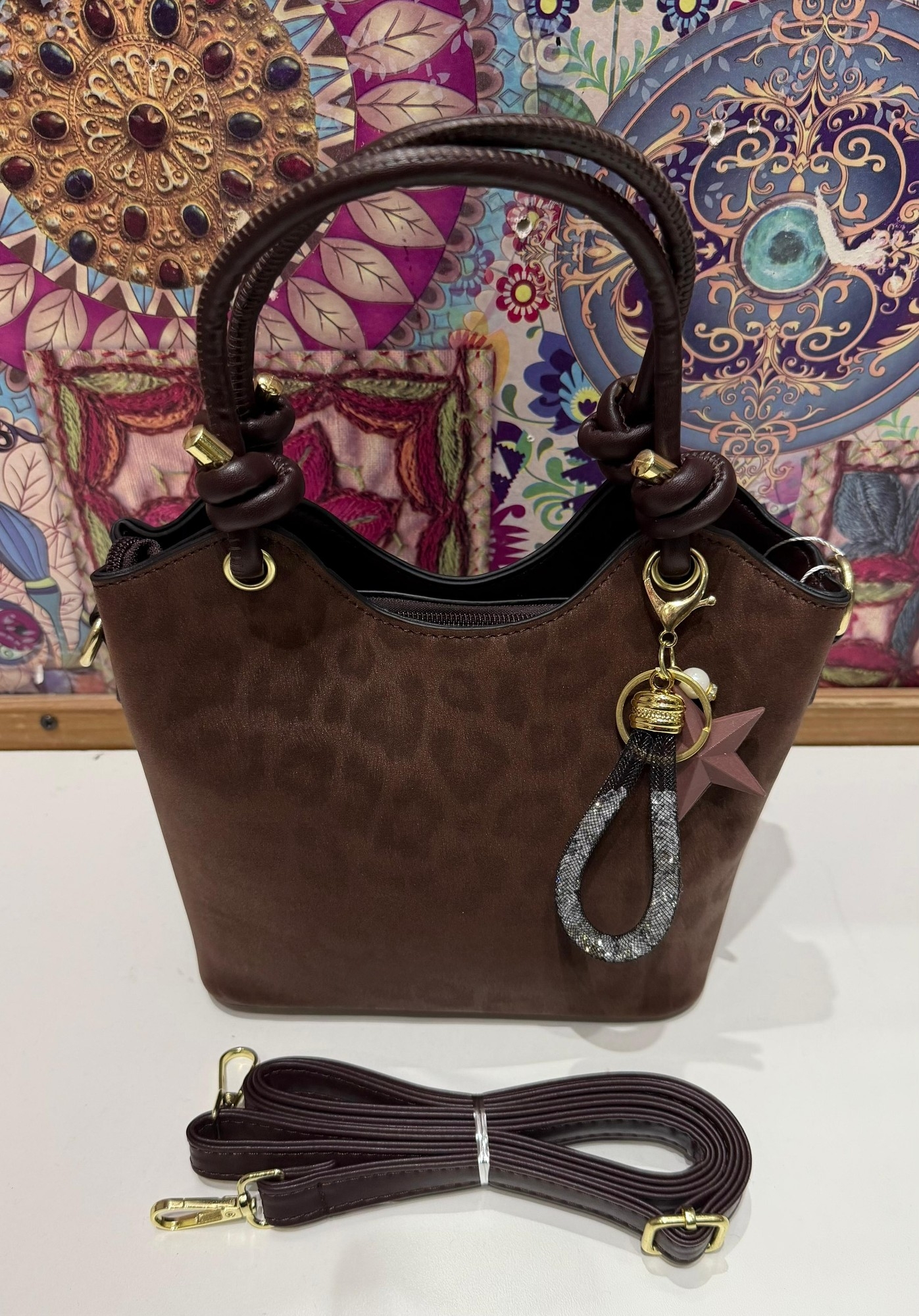 Nuevo Ingreso  de Carterita Morral Gamuzadacon Detalles de Cuero Pu - Imagen 6