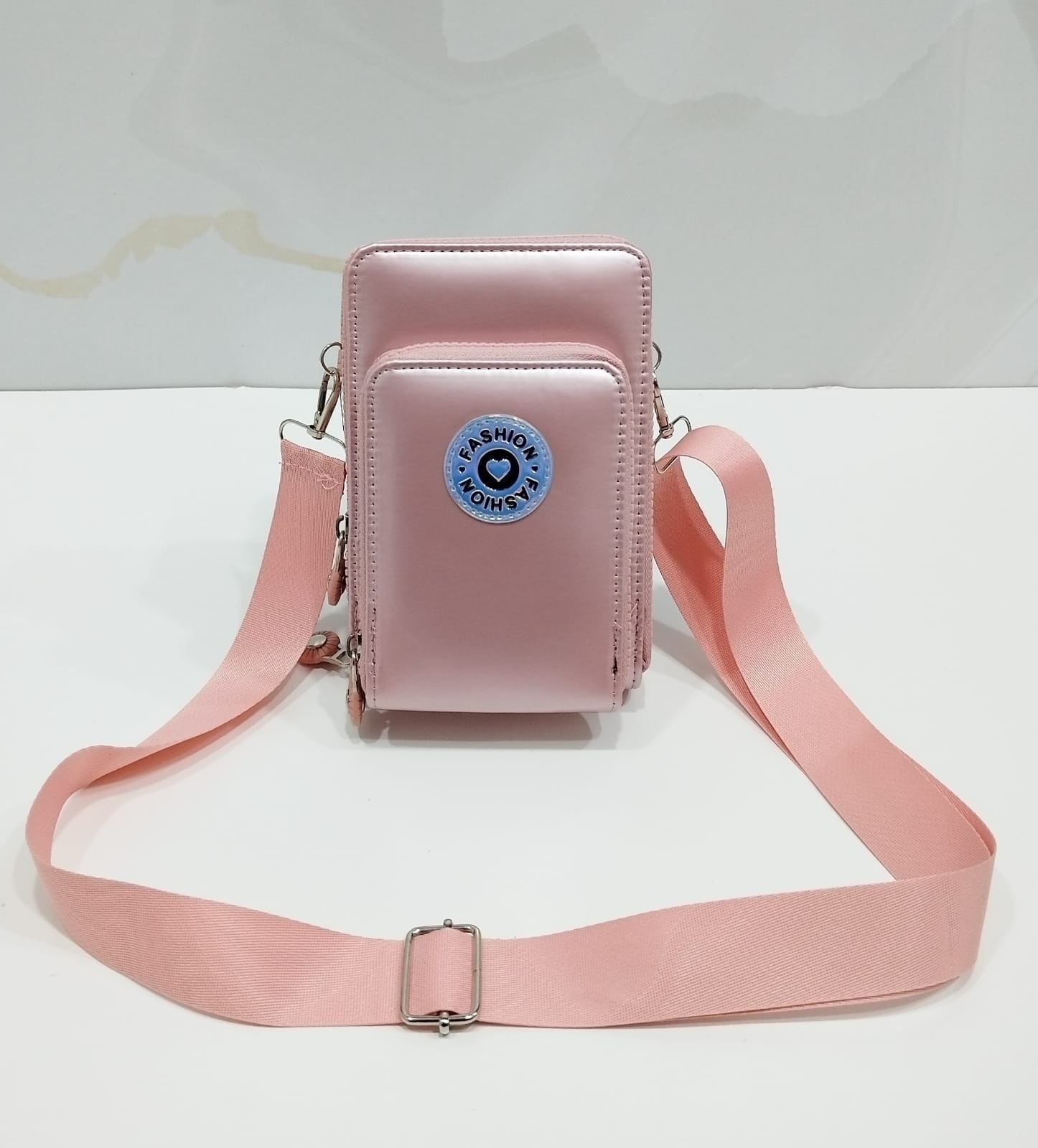 Porta Celular También Se Usa Como Morral - Imagen 3