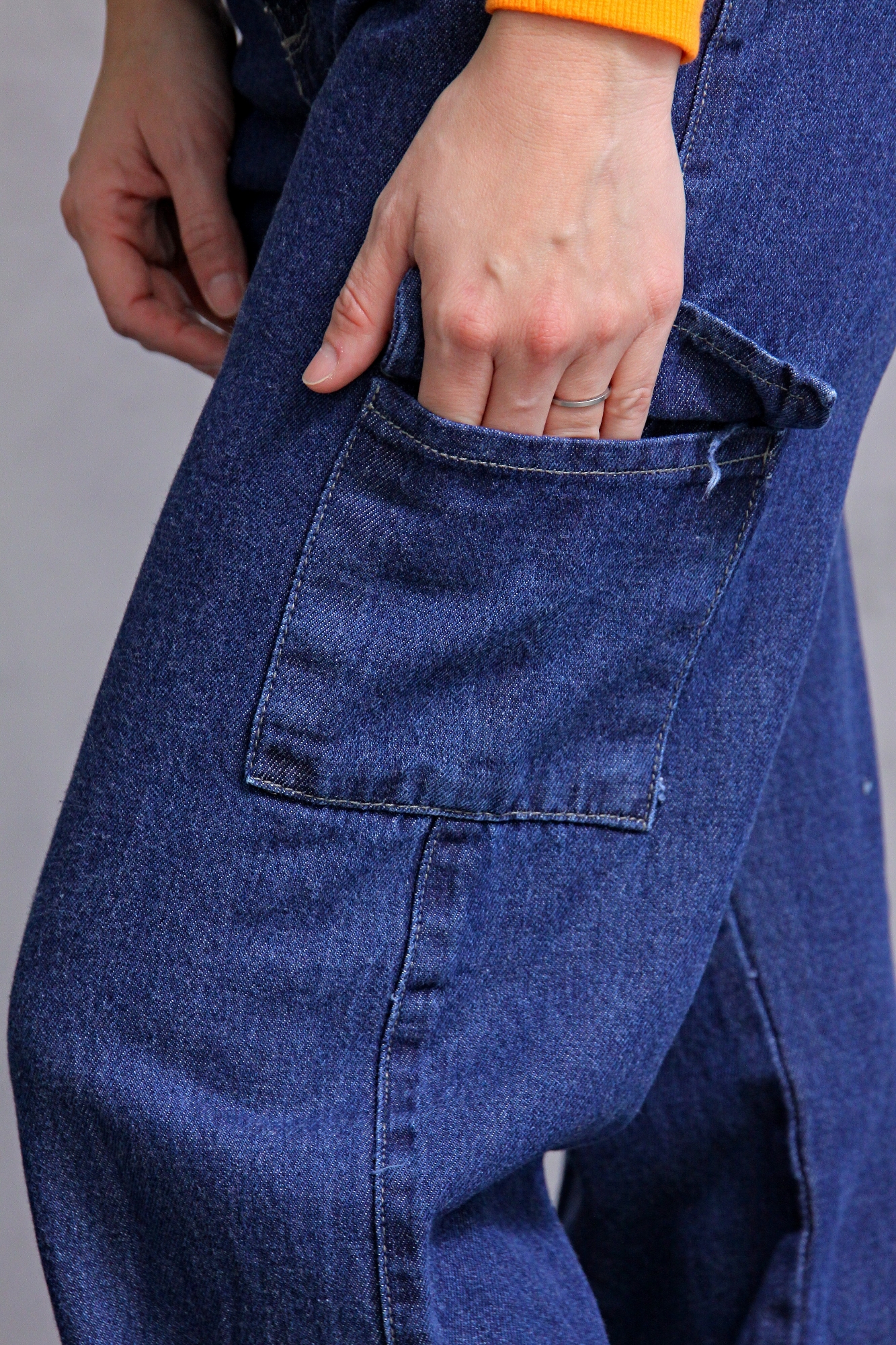 Wide Leg Cargo Azul Stone, con Bolsillo Delantero, Tiro Alto - Imagen 5