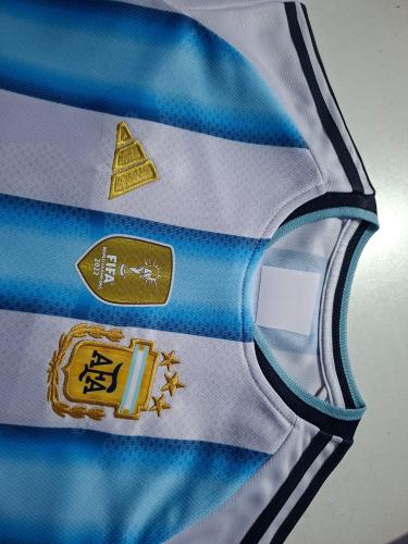 Camiseta de Niño Mundial Bordado