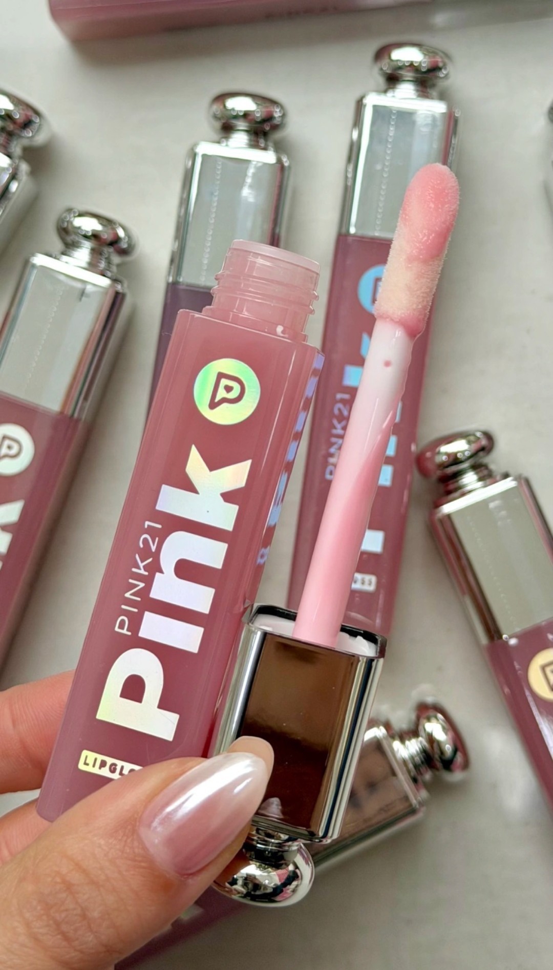 Lipglos con Color de Pink 21 (dupe de Diior) - Imagen 3
