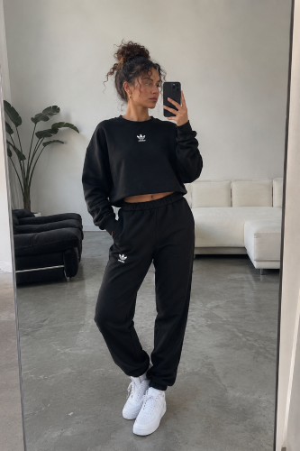 Conjunto Frizado Adidas de Mujer
