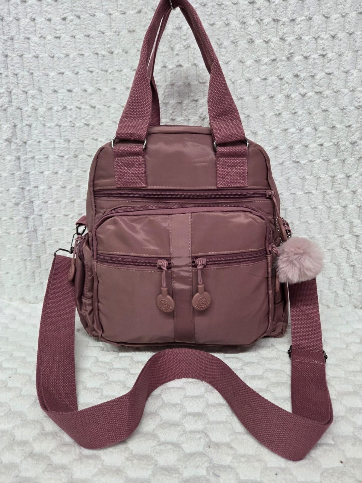 Mochila Bolso Morral ( 3 en 1) Tela Impermeable Tira Desmontable 
excelente Calidad - Imagen 2