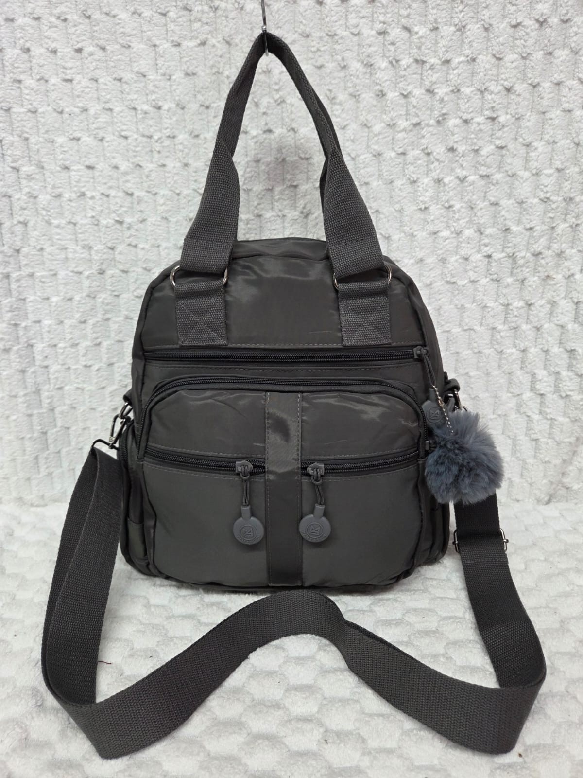 Mochila Bolso Morral ( 3 en 1) Tela Impermeable Tira Desmontable 
excelente Calidad - Imagen 6
