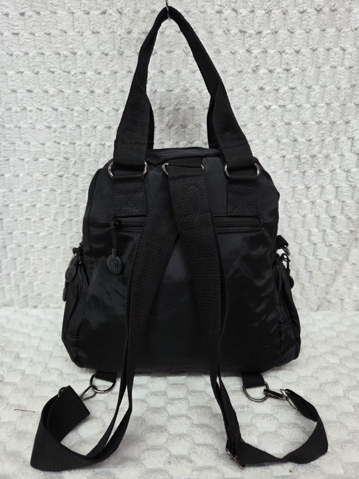 Mochila Bolso Morral ( 3 en 1) Tela Impermeable Tira Desmontable 
excelente Calidad - Imagen 8