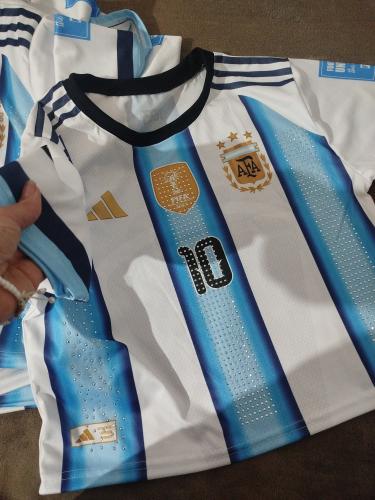 Crop Argentina Brillo