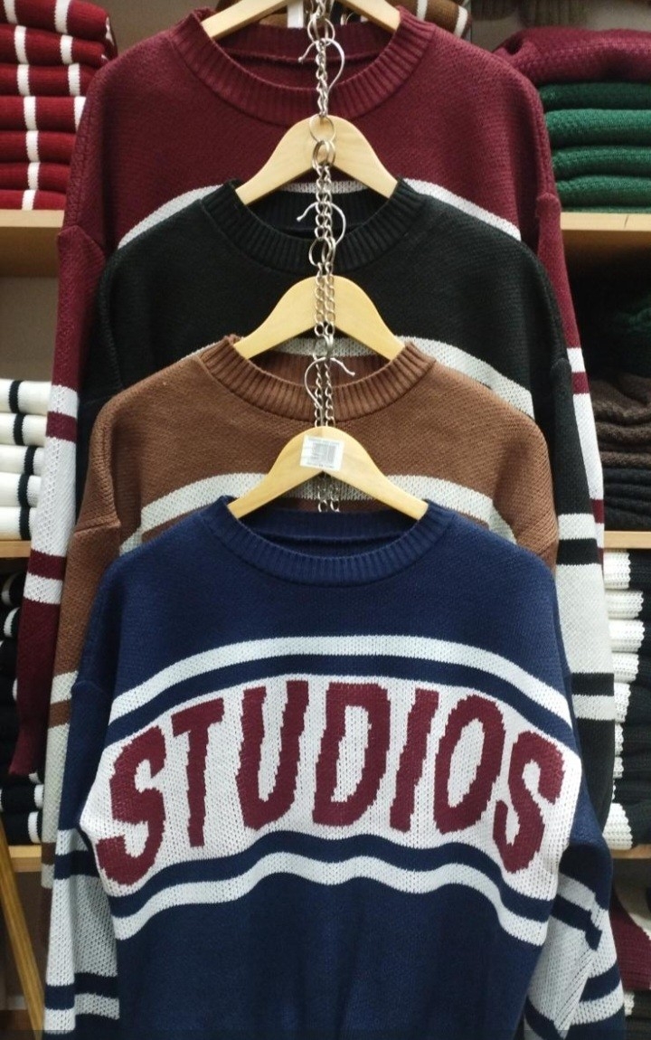 Sweater Studios - Imagen 2