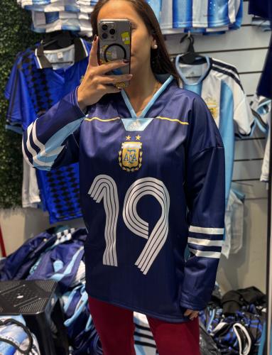 Buzo Selecc Retro