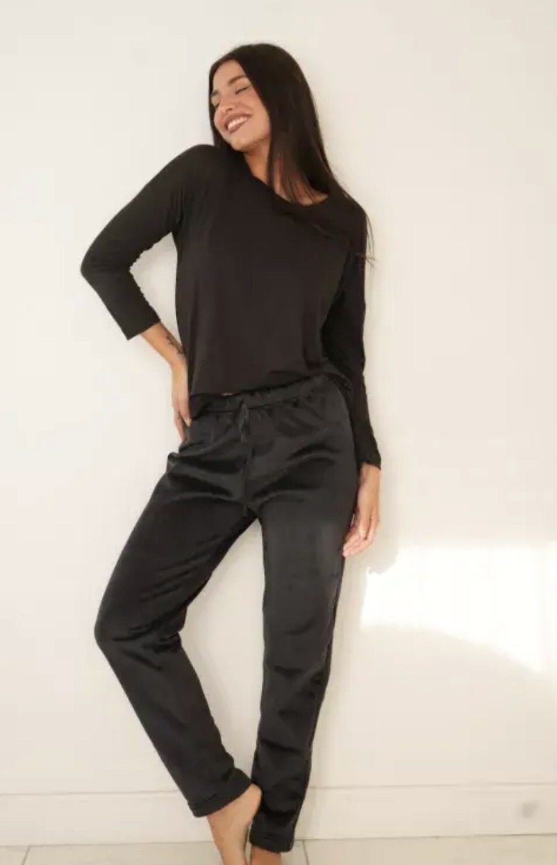 Pantalón Pijama de Plush Bifaz - IMG_4703.jpeg