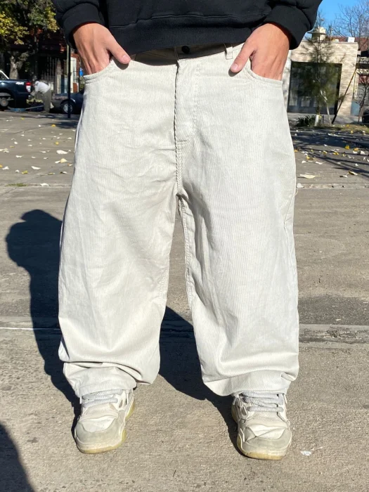 Baggy Corderoy Hueso
