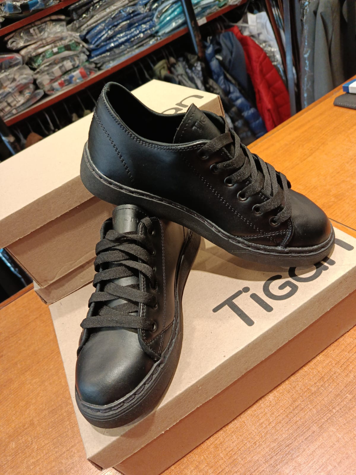 Zapatillas de Cuero - Tigan - 13..jfif