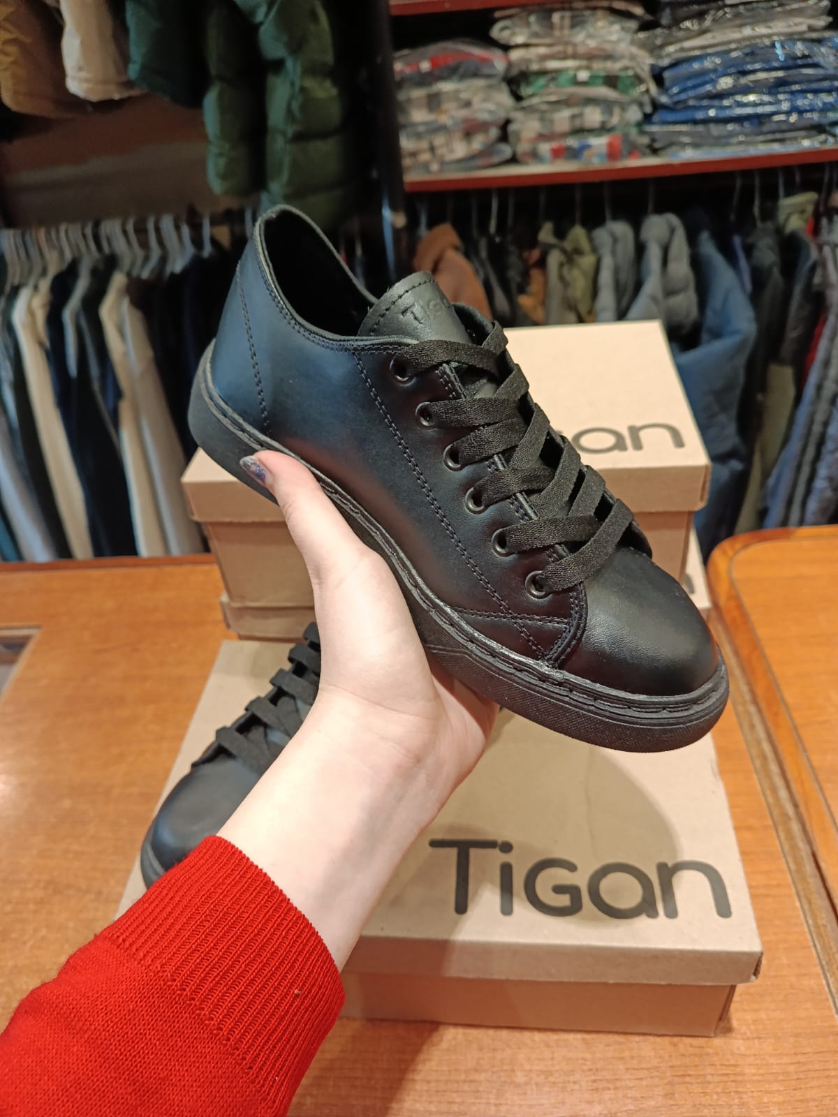 Zapatillas de Cuero - Tigan - 11..jfif