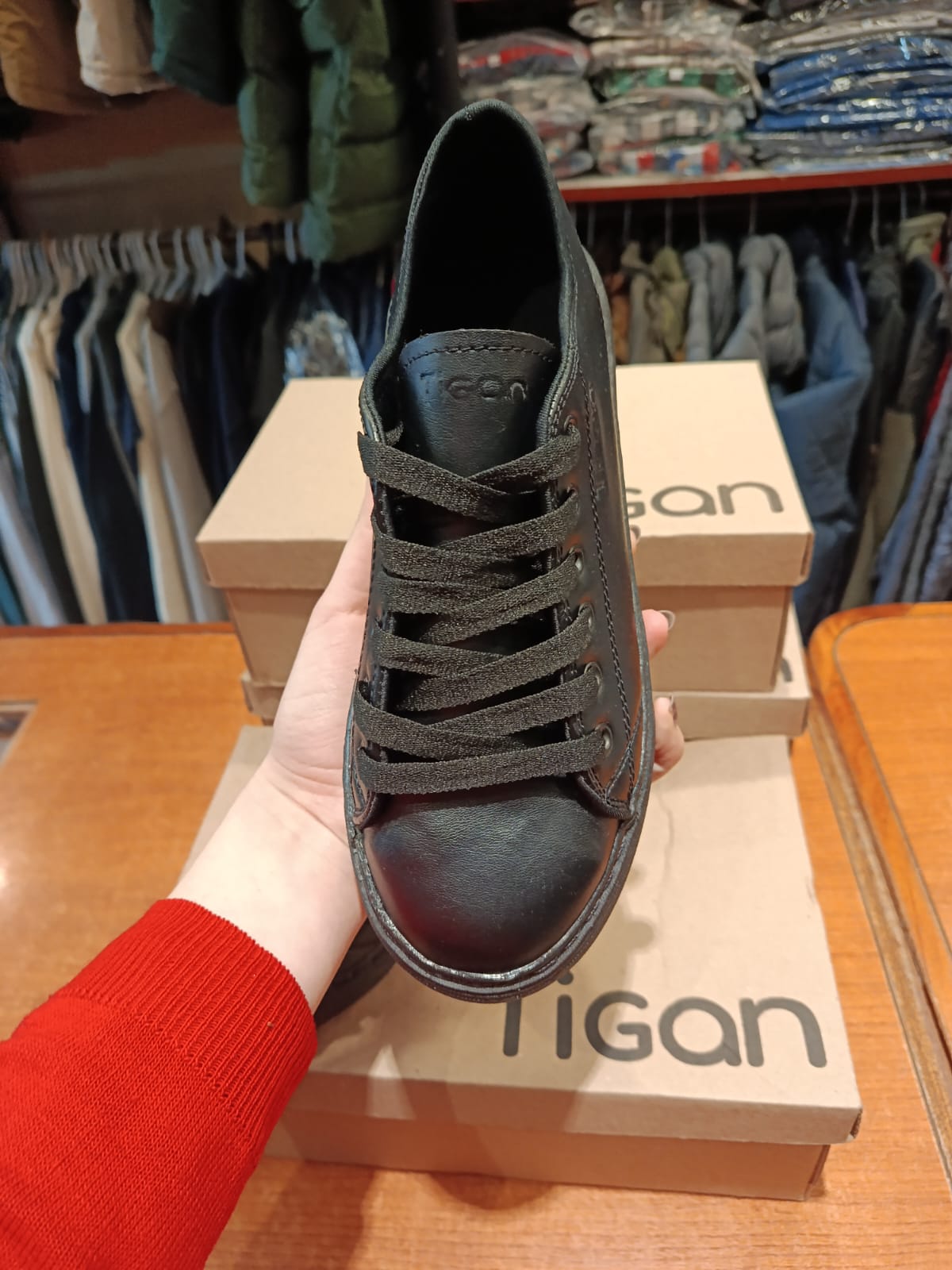 Zapatillas de Cuero - Tigan - 12..jfif