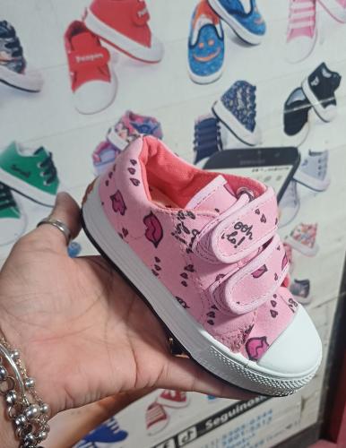 Zapatillas con Abrojos Rosa