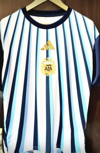 Camiseta Bordada