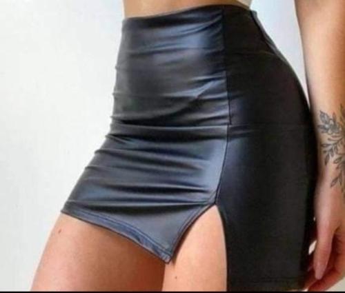 Pollera Engomada