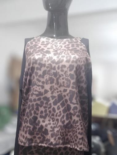 Camiseta Combinada Animal Print