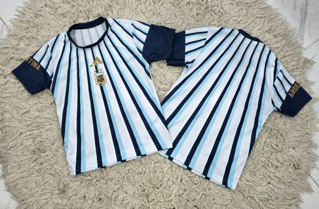 Camiseta - Imagen 2