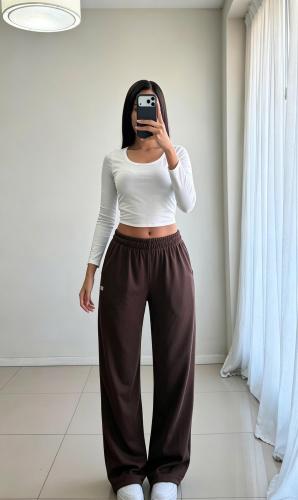 Pantalón con Piel por Dentro