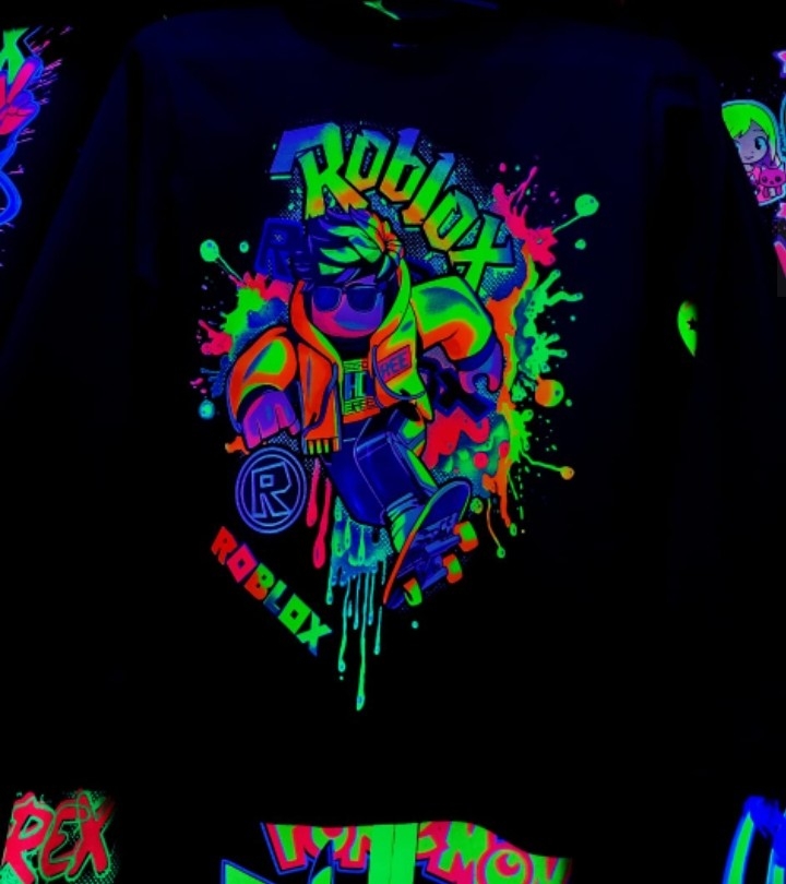 Camiseta Robolx Q Brillan en Oscuridad - Imagen 3