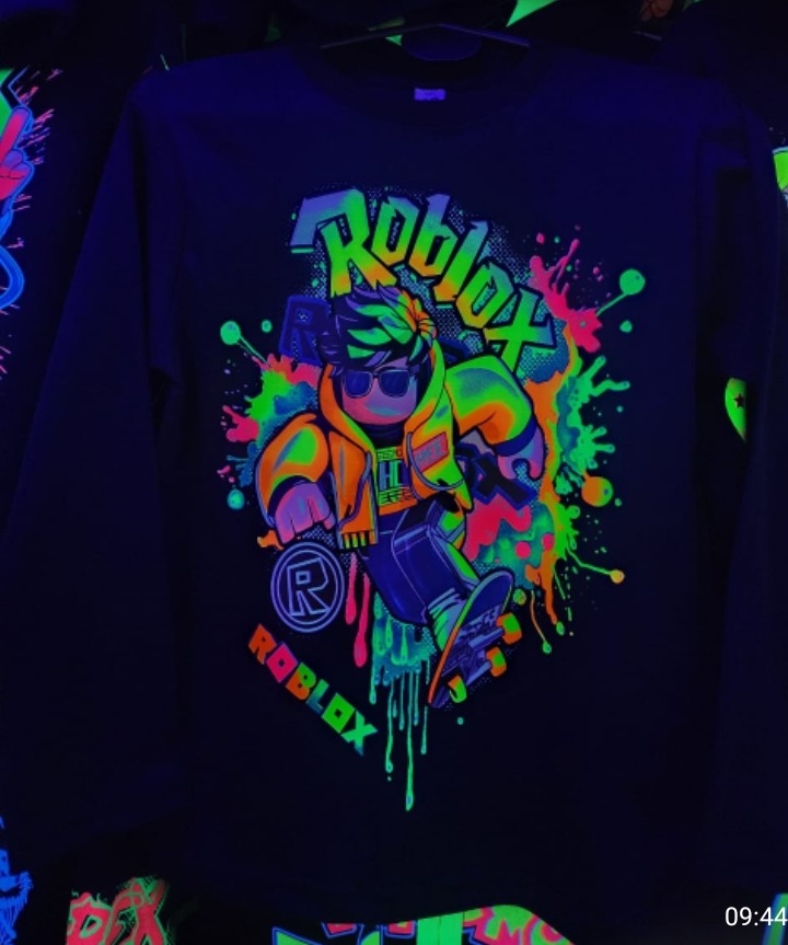 Camiseta Robolx Q Brillan en Oscuridad - Imagen 2