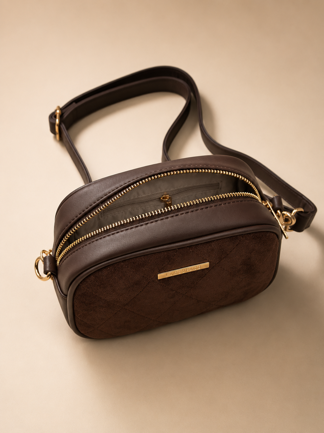 Bolso Verona con Textura 2602 - B895EB79-09C1-4078-81CB-21A0F5DF89AC.png