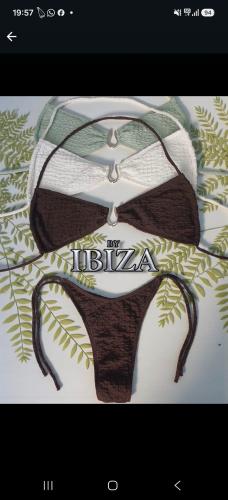 Bikinis con Accesorios