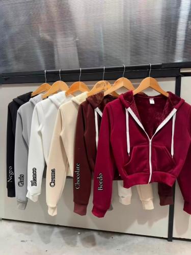 Campera Crop Pupera con Piel