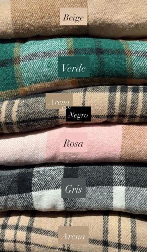 Camisaco Corto Mujer Invierno Buzo Sweater Sweater Abrigo Dama Campera Poleron - Miniatura 3