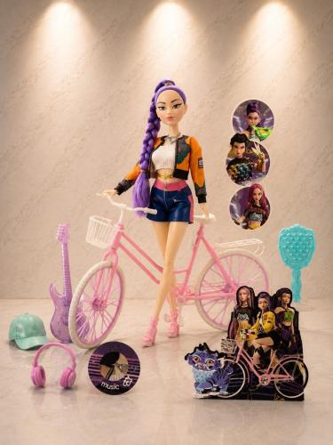 Muñeca K-pop Articulada con Luz y Sonido