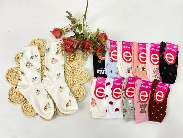 Medias Largas de Mujer Estampadas Elemento