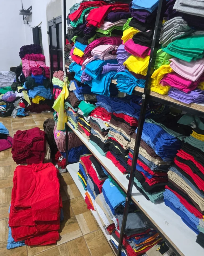 Remeras Lisas Algodón y Sublimados - Imagen 3