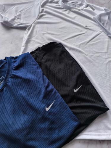 Remera Deportiva - Miniatura 4