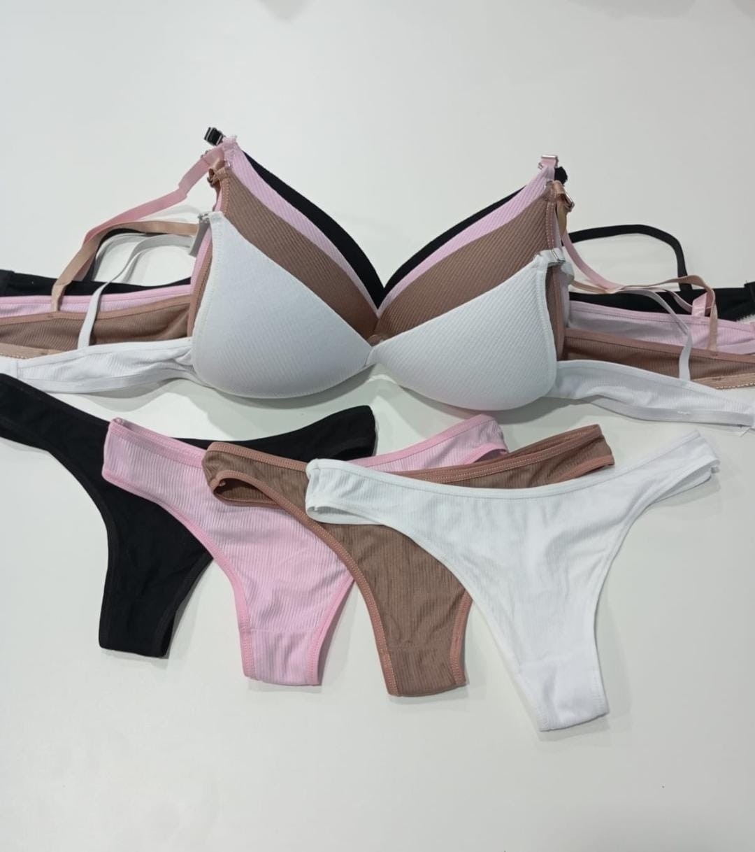 Conjunto Triangulo por Mayor - Imagen 4