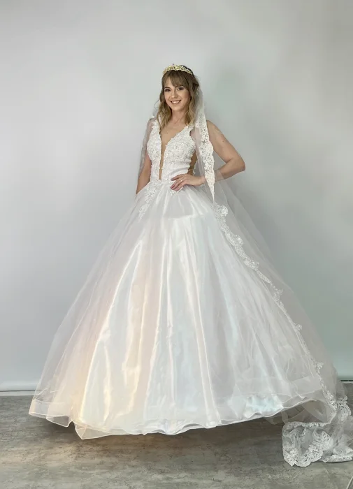 Modelo: Elsa Novia