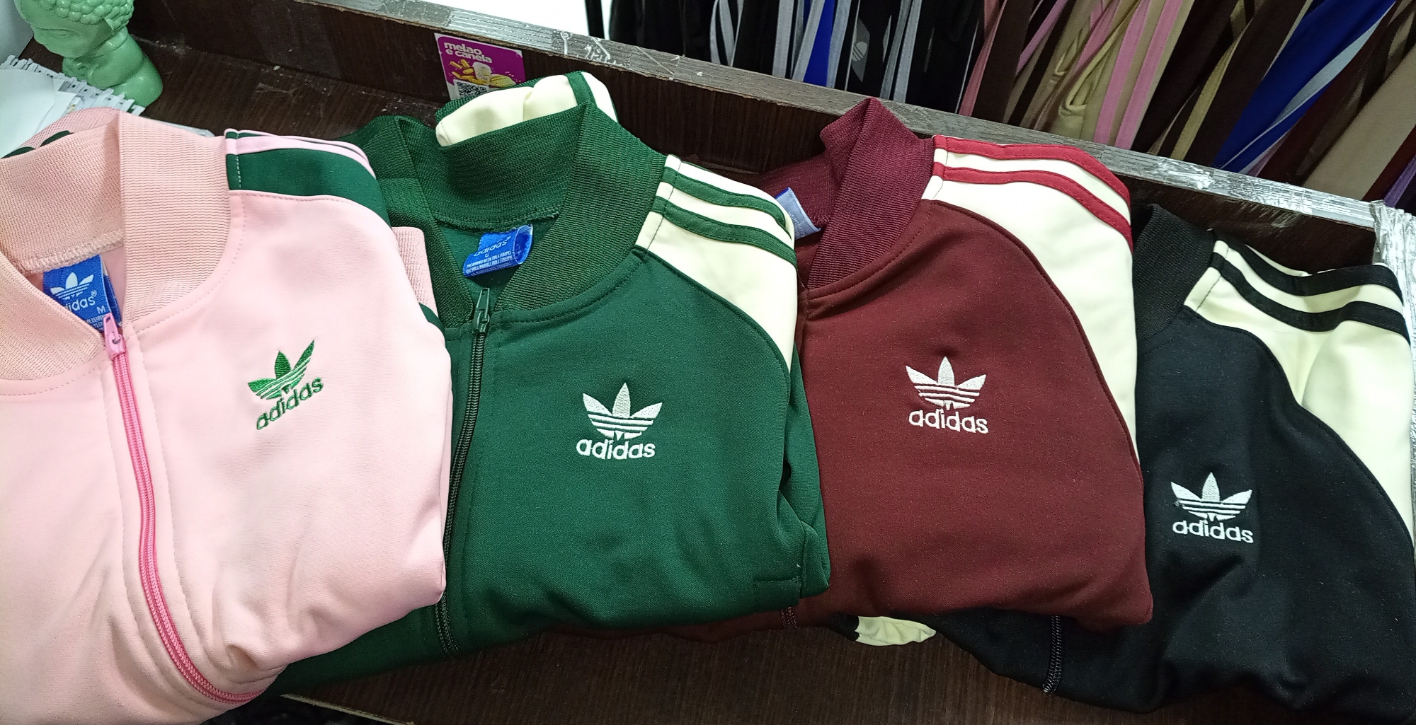 Campera Adidas Dama - Imagen 2