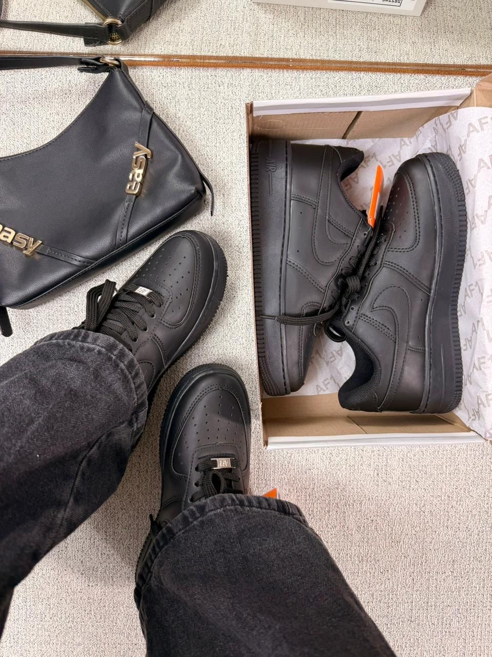 Air Force Total Black - 37ddac09-0fd3-4144-8b16-f7f2f54b22a4.jpeg