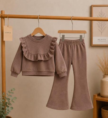 Conjunto Volado Babero Plush