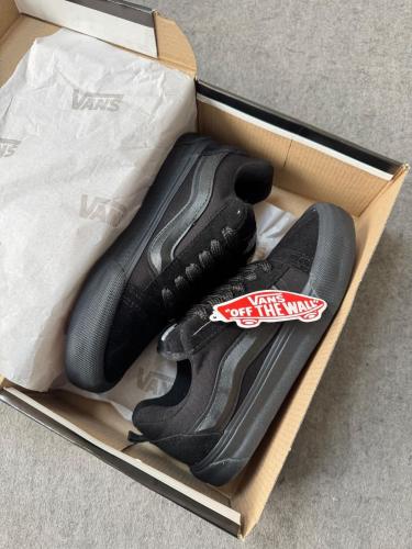 Knu Total Black