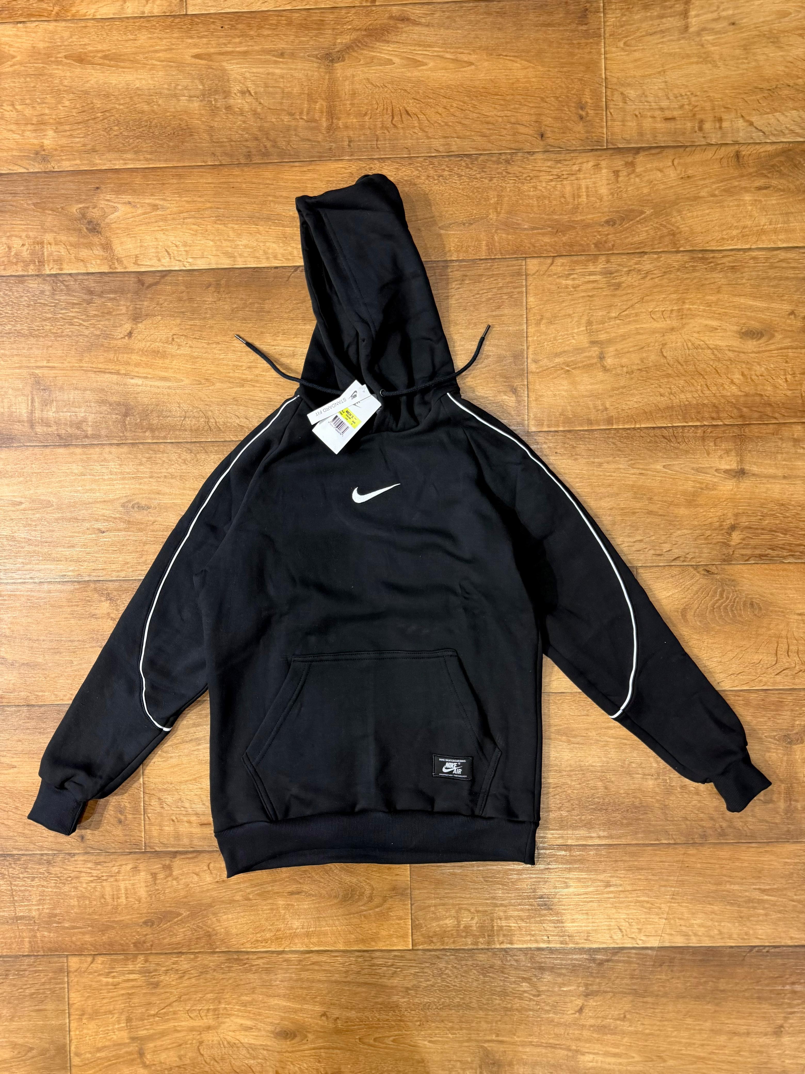 Buzo Nike Nocta - 59907b9e-f573-4ca5-953d-6b7e8d086bc4.jpeg
