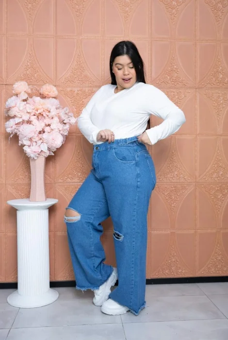 Jeans Wide Leg con Regulador y Rotura