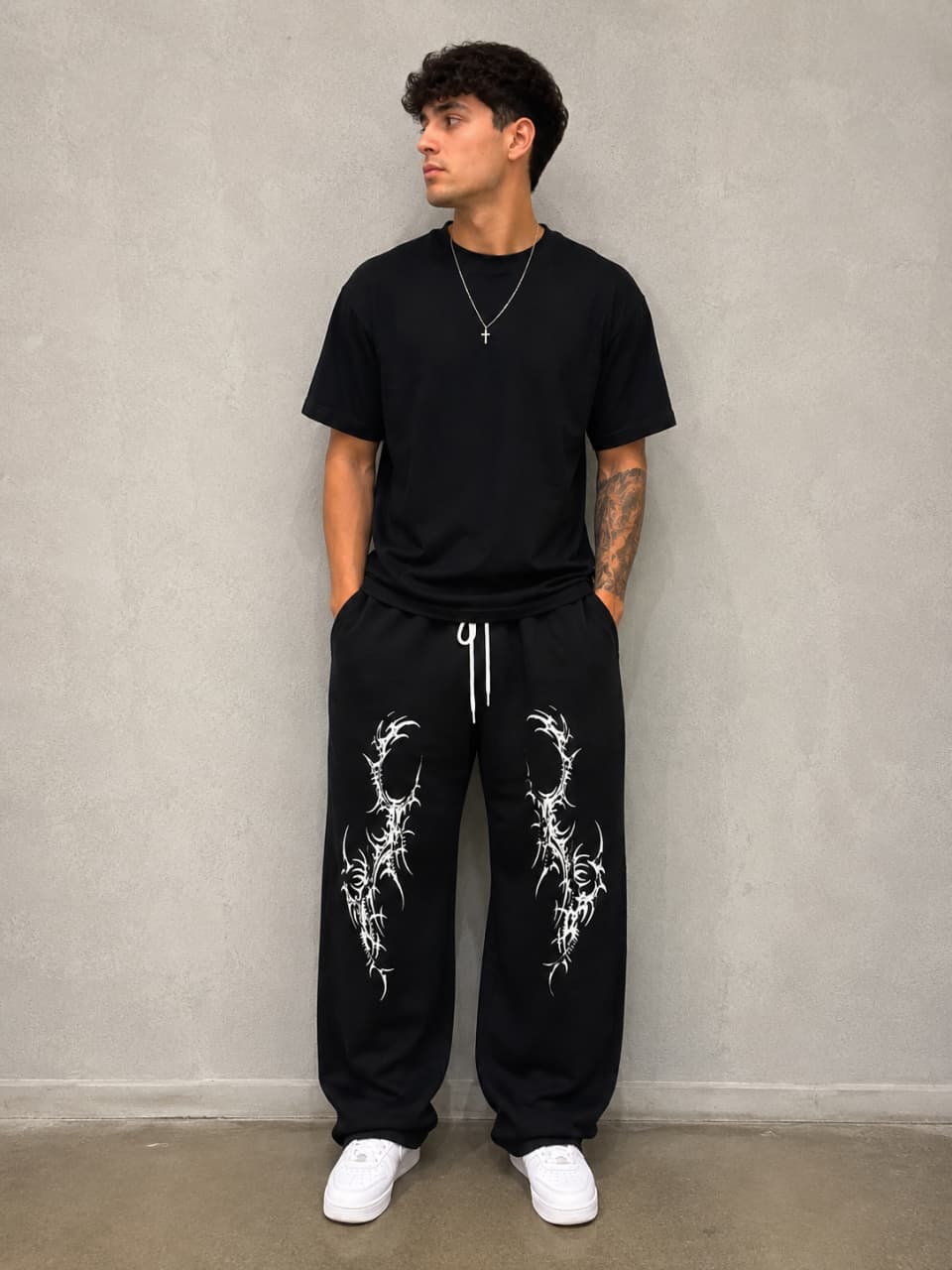 Pantalon Friza Baggy M4 - WhatsApp%20Image%202026-05-13%20at%204.27.16%20PM%20(2).jpeg