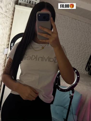 Remera Calvin Klein Brillos - Miniatura 2