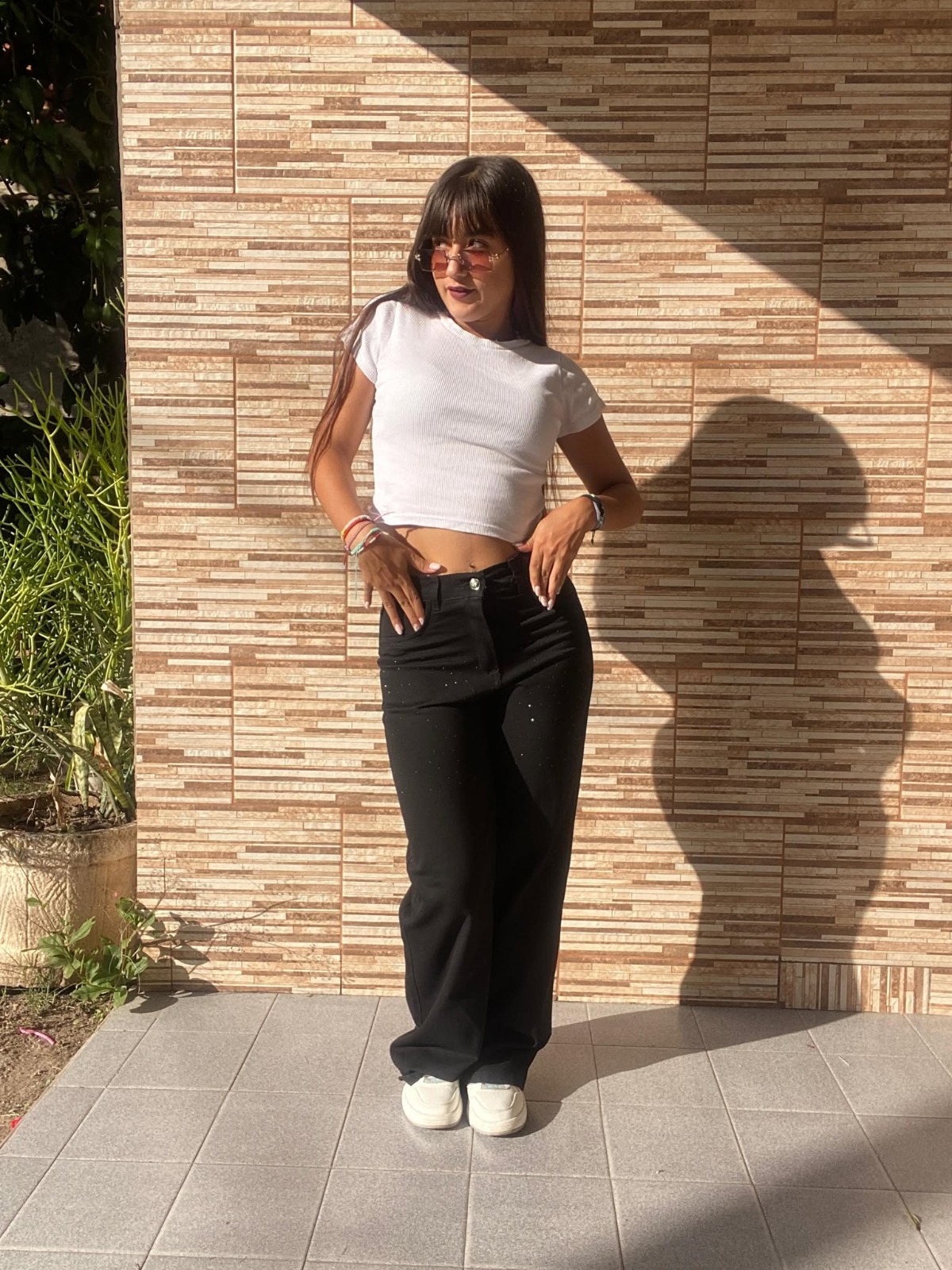 Wide Leg Negro con Brillo Rigido - 0efe2a03-caa4-4bbc-9b2d-14774eeeed46.jpg